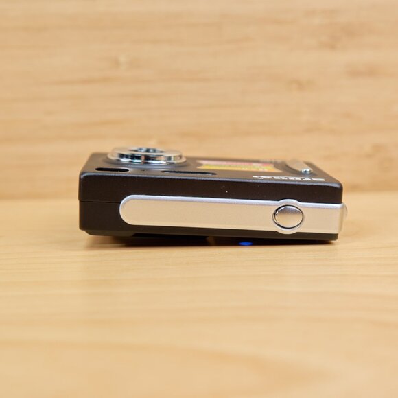 Argus DC-5190 5 MP Digital Camera, 4x Digital Zoom, Black - Picture 3 of 5